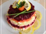 Рецепт Слоеный салат из красной рыбы