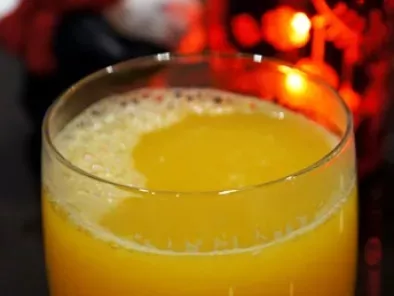Горячий апельсиновый сок с пряностями
