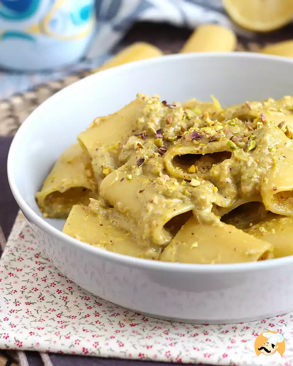 6. Паккери с тунцом, фисташками и лимоном