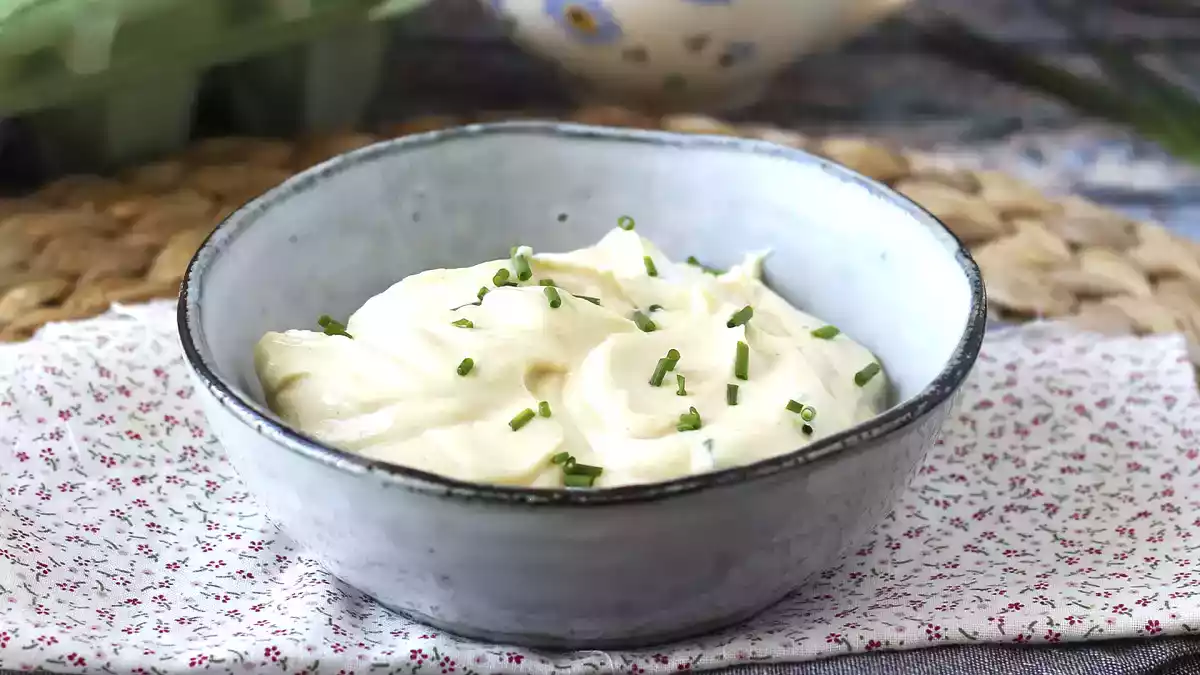 Как приготовить безопасный и вкусный домашний майонез без лишнего риска