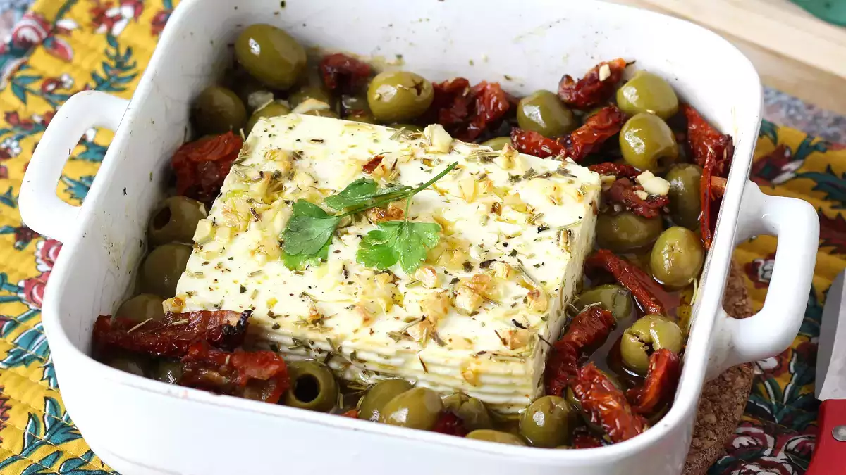 15 рецептов с сыром фета: самые вкусные идеи