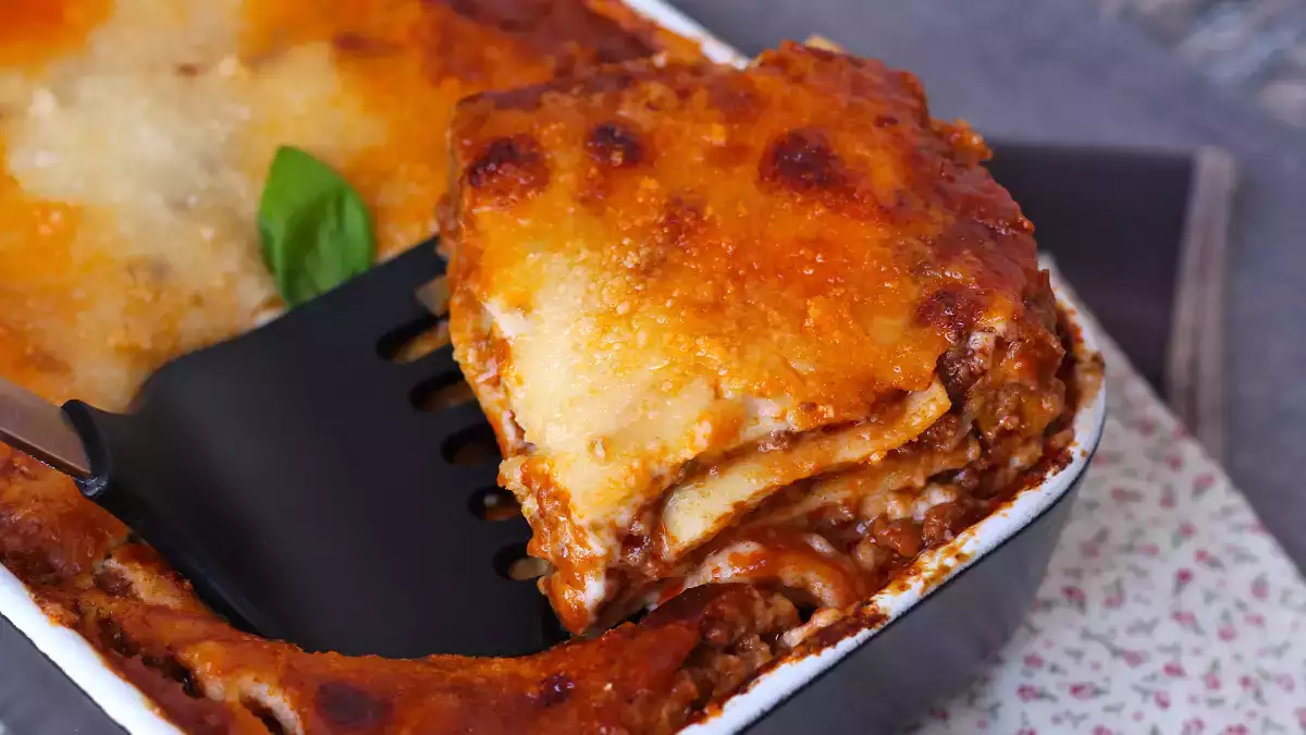 Эти 8 блюд становятся еще вкуснее на следующий день (и вот почему)