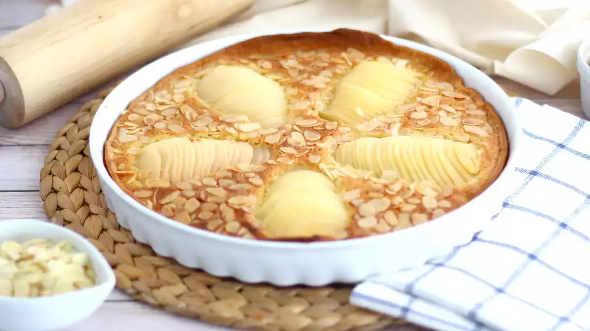 От компота до бисквита - 9 рецептов с грушевым вкусом, которыми можно насладиться осенью