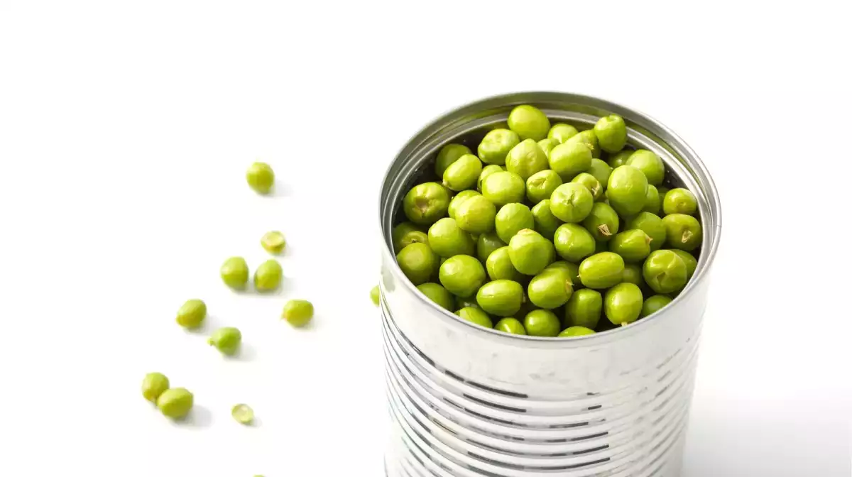 Нет консервного ножа - нет паники: этот совет спасет вас не один званый ужин!