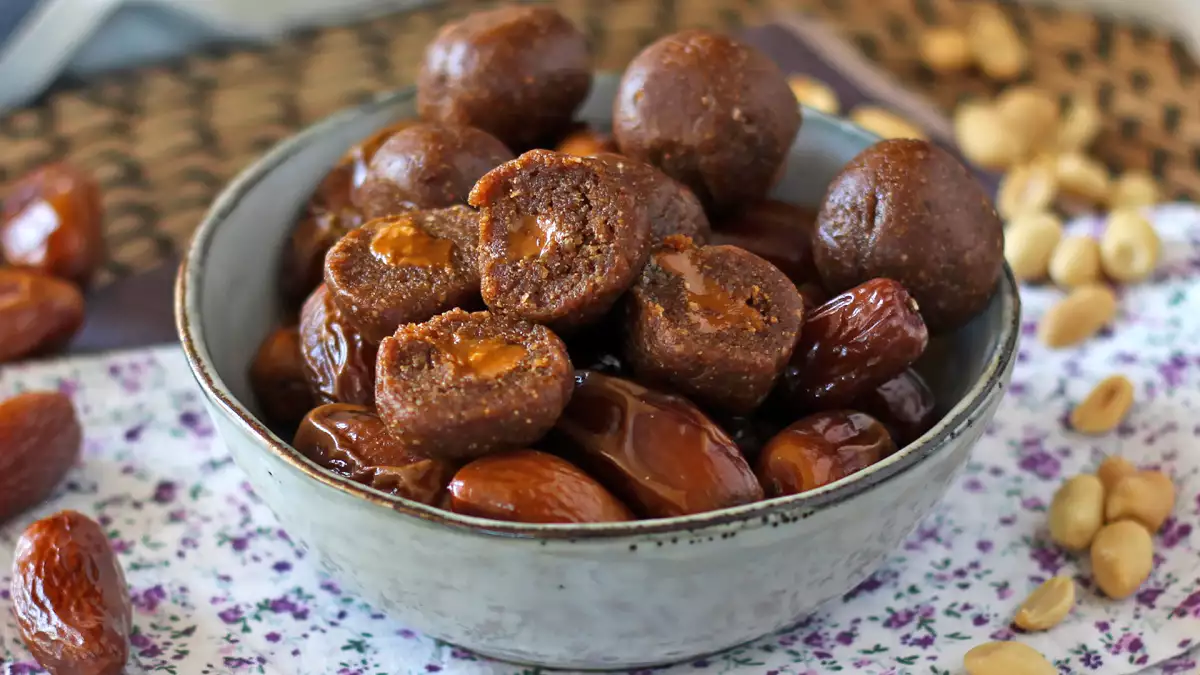 10 рецептов без добавления сахара: легкие десерты, которые не кажутся легкими