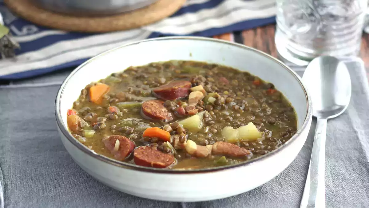 Снижает ли чечевица либидо? Наука, стоящая за вирусной цитатой Оливера Лаксе