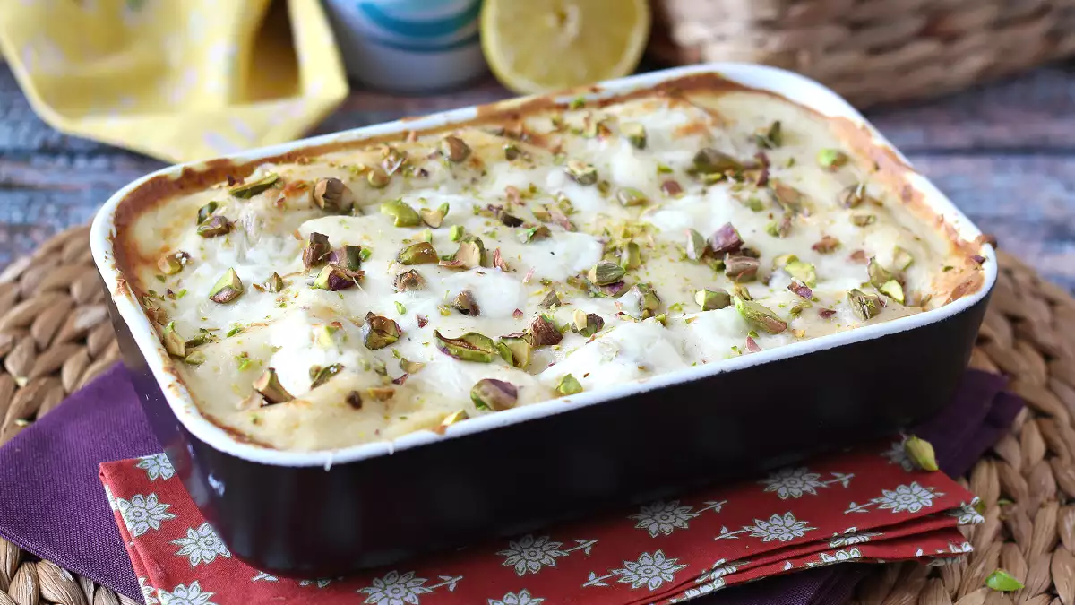 Lasagne di pesce: сливочный рецепт с лососем, бурратой и фисташками, который произведет революцию в воскресном обеде