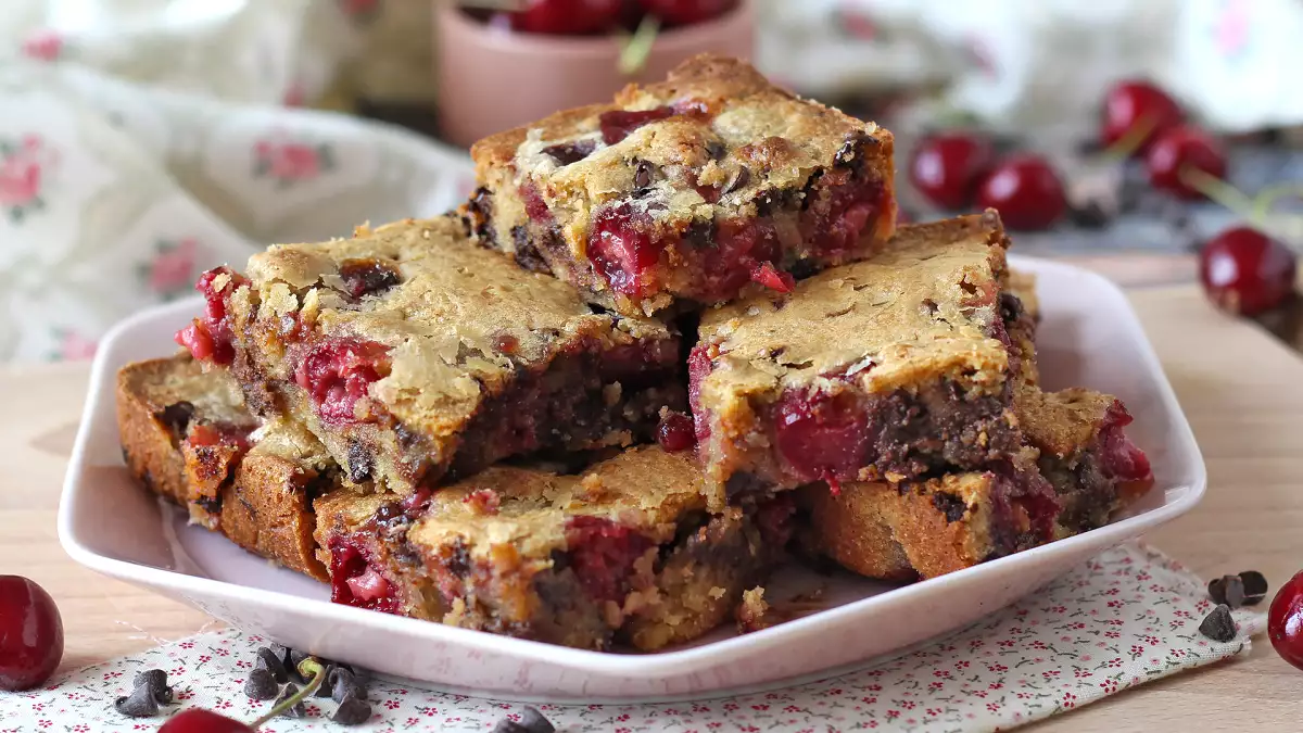 10 идеальных весенних пирожных, которые сделают любой день слаще