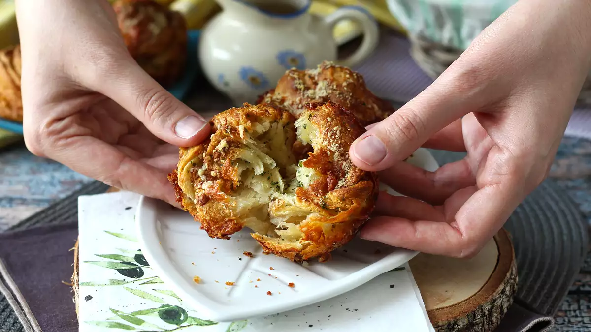 16 рецептов с сыром пармезан: простые идеи, которые сразу же становятся вкуснее