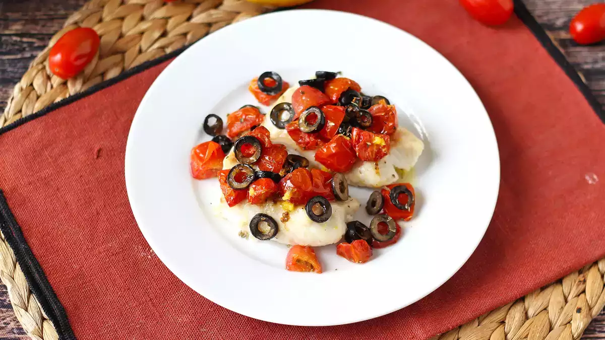 В шкафу завалялись оливки? Вот как превратить их в 28 неотразимых рецептов