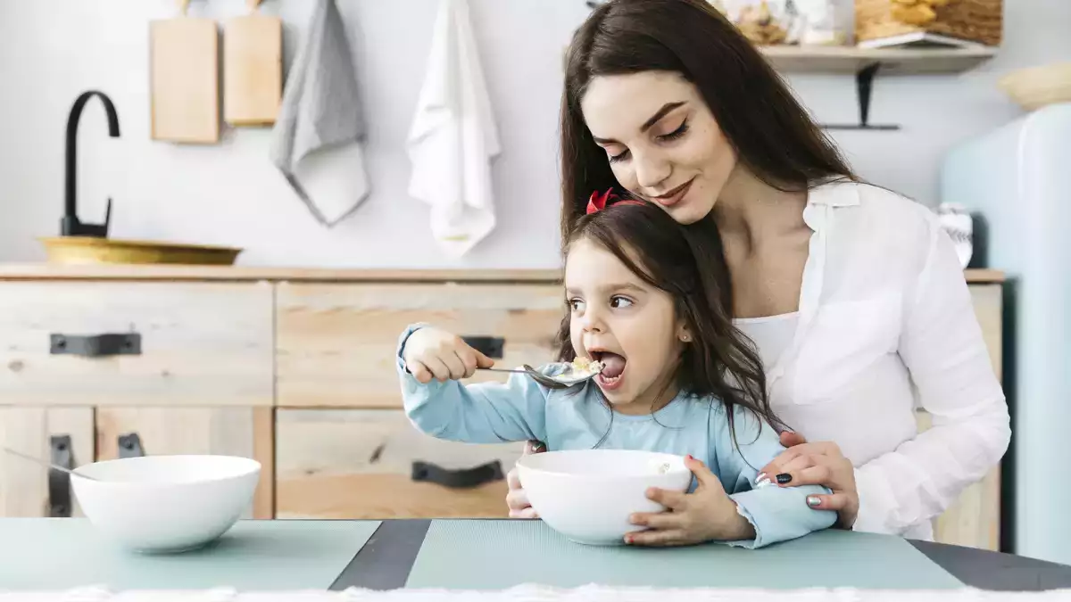 Правда или миф? 6 маминых фраз о еде, которые не совсем правдивы
