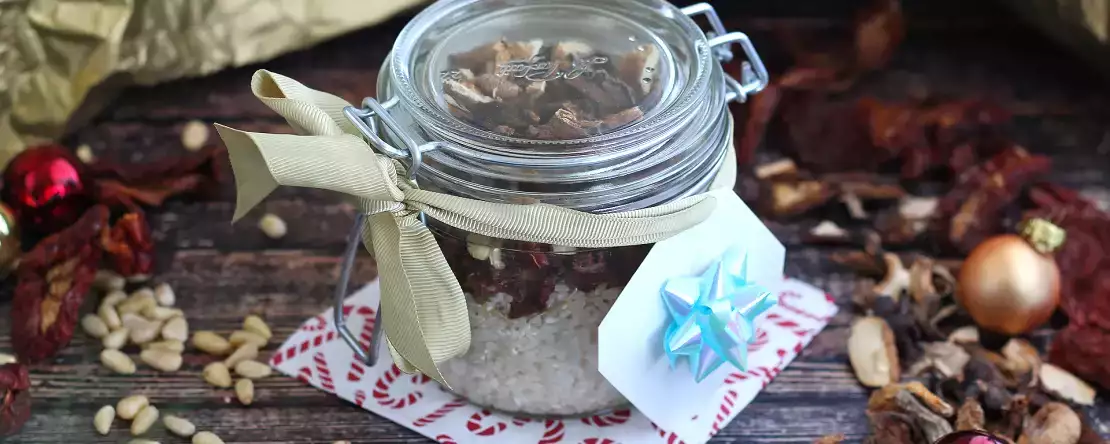 В это Рождество удивите всех изысканным подарком, сделанным вами: стоит мало, а стоит много