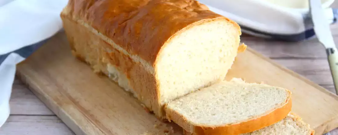Как приготовить мягкий домашний хлеб для сэндвичей? Простой метод для получения результата, достойного пекарни