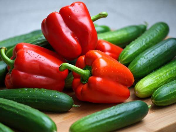 Огурцы и перец застревают в желудке? Вот как их лучше переваривать