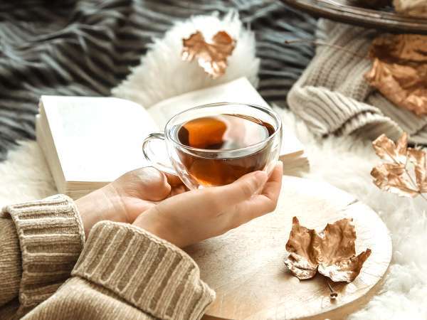 Бессонница, беспокойство, беспокойный ум? Секрет сна может заключаться в горячей чашке, которую вы игнорируете