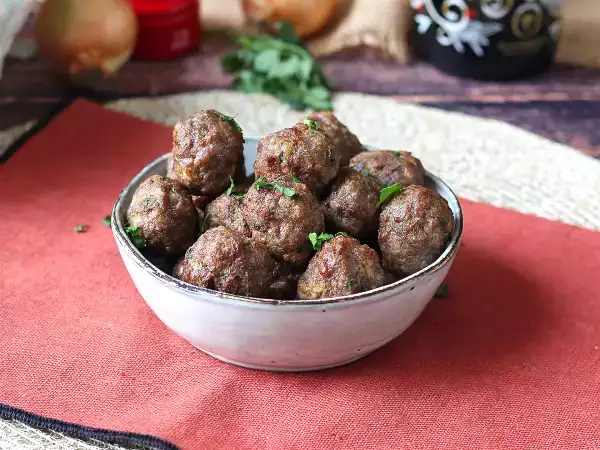 8 быстрых и простых рецептов для фритюрницы для еженедельного меню