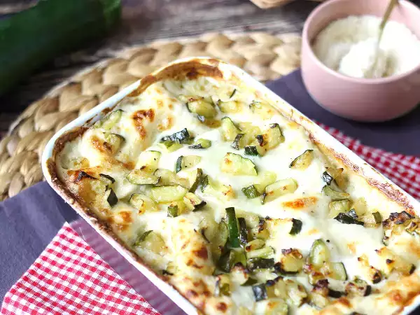 Белая лазанья: наши 5 рецептов сливочного крема к Пасхе, которые сводят всех с ума