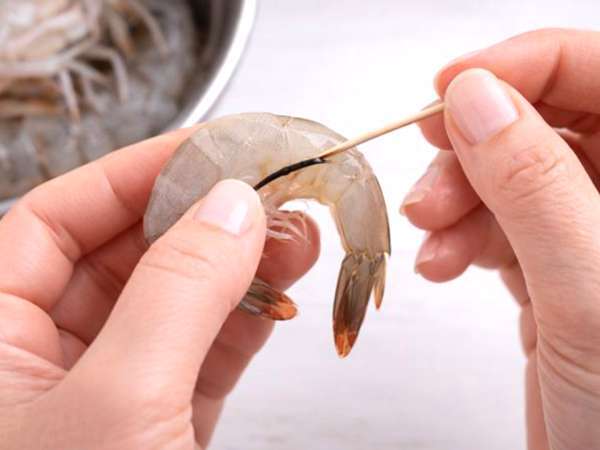 Вы едите креветки черной линии? Узнайте, что вы можете есть неосознанно