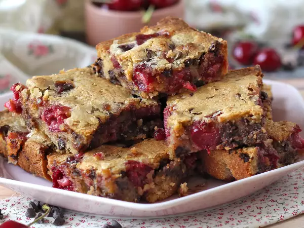 10 идеальных весенних пирожных, которые сделают любой день слаще