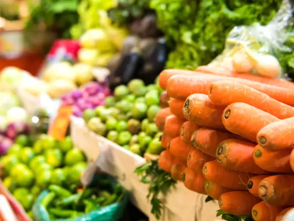 Октябрьские покупки: 7 сезонных продуктов, которые стоит купить, чтобы приготовить несколько блюд, не выходя за рамки бюджета
