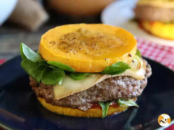 Необычный ужин с тыквой: 5 оригинальных, простых и невероятно вкусных рецептов, чтобы удивить друзей (и это далеко не обычный суп-пюре!)