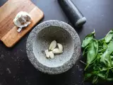 Папки: Ступка или блендер? Старинный способ, который действительно меняет вкус блюд