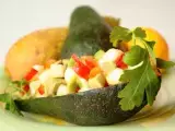 Рецепт Салат из авокадо, груш и оливок