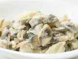 Рецепт Макароны в сметанно-грибном соусе