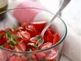 Салат из садовых помидор