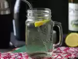Рецепт Hugo spritz с сиропом бузины, свежий и сладкий коктейль