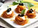 Рецепт Запеченные в духовке макаронные гнезда - вкусное и простое в приготовлении первое блюдо