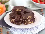 Рецепт Фундучная помадка - шоколадные квадраты с фундуком
