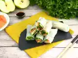 Рецепт Спринг-роллы с копченым лососем и яблоком
