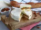 Рецепт Бри с абрикосовой и миндальной начинкой