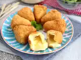 Рецепт Камамбер в панировке, тающий и хрустящий