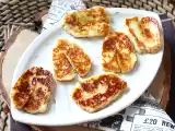 Рецепт Обжаренный в панировке кисло-сладкий халлуми с медом и розмарином