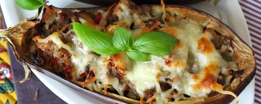 Фаршированные баклажаны с моцареллой au gratin