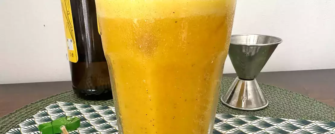 Кайпиринья де маракуйя батида: более сливочная и освежающая версия бразильской классики