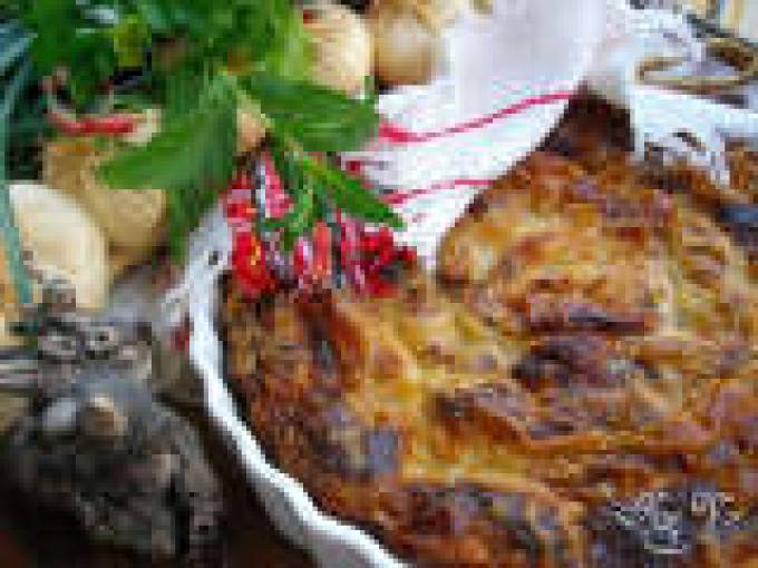 Вита баница с кайма и сирене