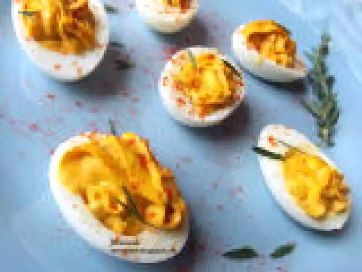 Фаршированные яйца с травами/Herbed Deviled Eggs