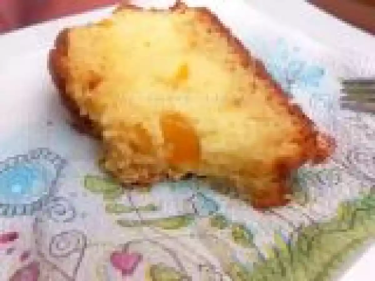 И да похапнем ... Кейк с бял шоколад и вкусен кокосов крем с праскови