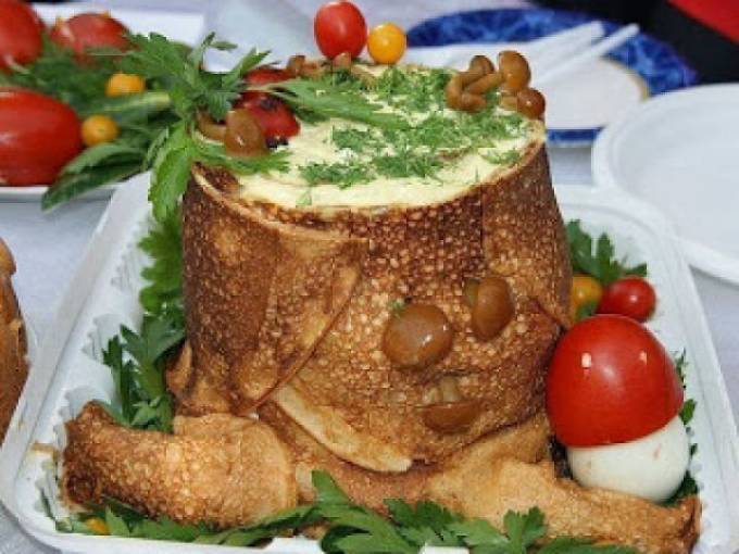 Салат-рулет Пенёк