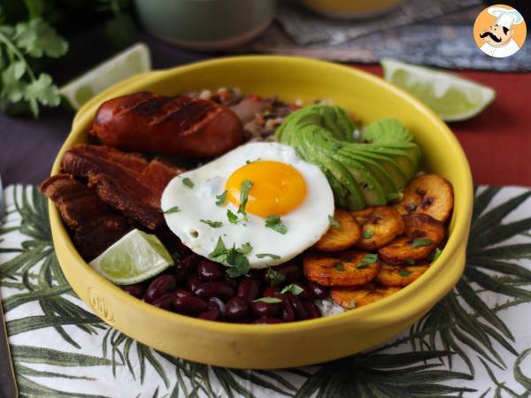 Рецепт Bandeja paisa, колумбийское блюдо, полное вкуса и традиций