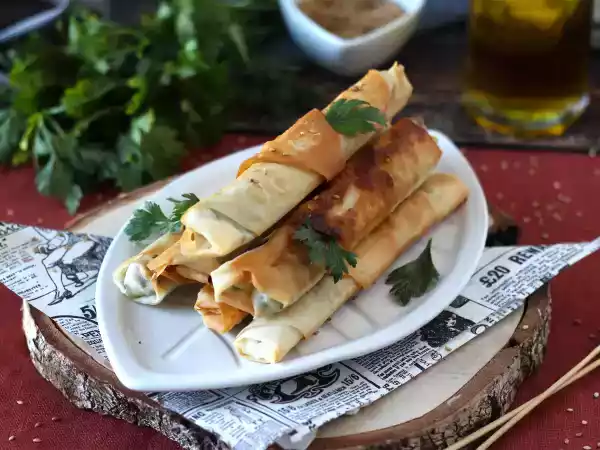 Рецепт Бёрек с сыром фета и петрушкой