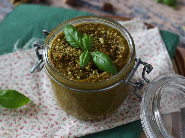 Рецепт Фисташковый песто, простой и вкусный соус