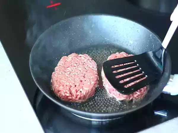 Рецепт Как приготовить стейк из фарша?