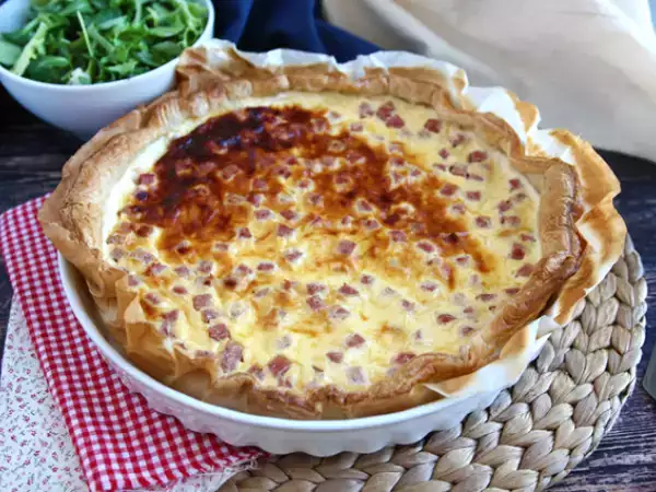 Рецепт Киш с ветчиной, сыром и йогуртом с низким содержанием жира!