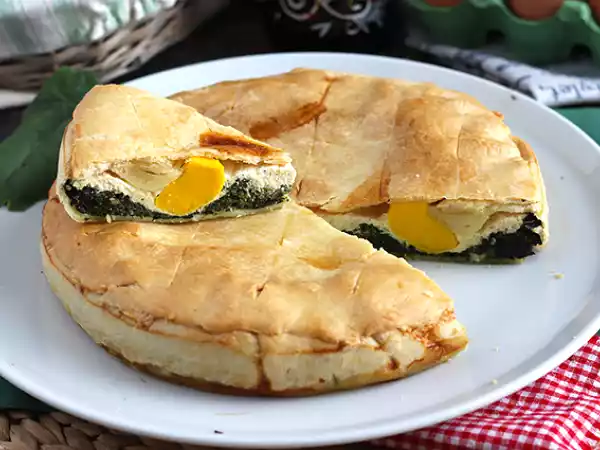 Рецепт Пирог со шпинатом, рикоттой и яйцом - итальянская torta pasqualina