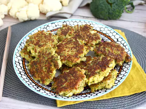 Рецепт Оладьи из цветной капусты и брокколи с карри