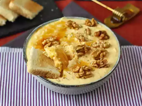 Рецепт Сливочный паштет из тыквы и феты с нотками меда